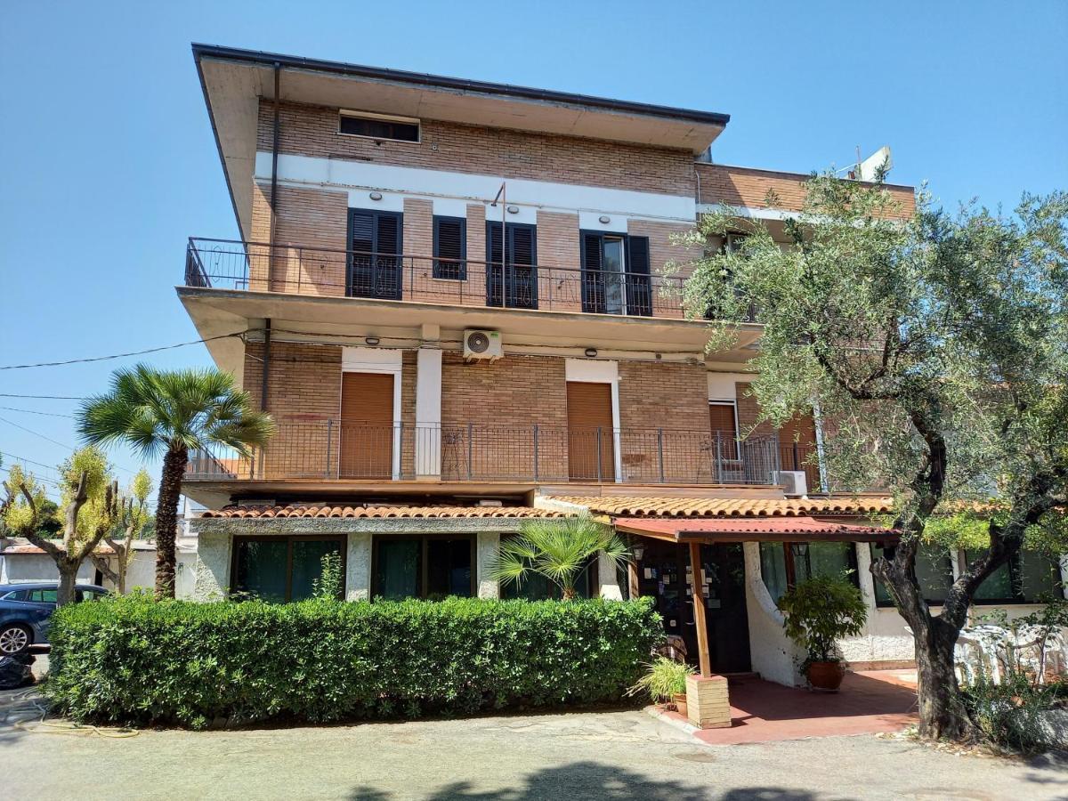 B&B La Vela Villa Rosa Di Martinsicuro Bagian luar foto