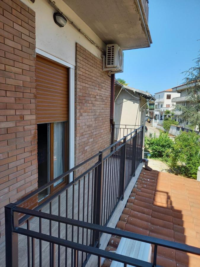 B&B La Vela Villa Rosa Di Martinsicuro Bagian luar foto