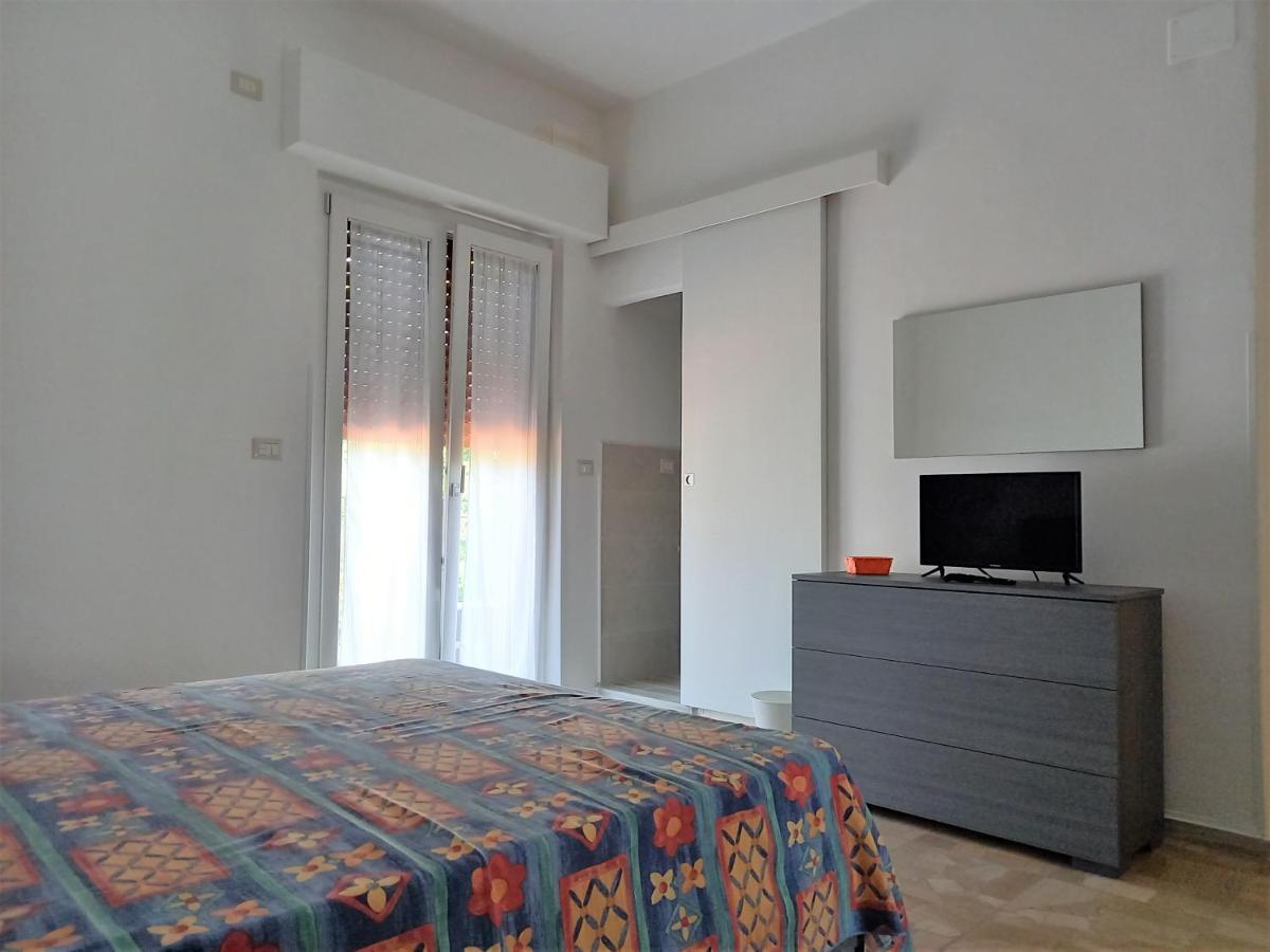 B&B La Vela Villa Rosa Di Martinsicuro Bagian luar foto